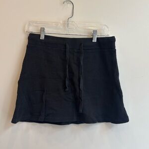 BRANDY MELVILLE SKIRT
